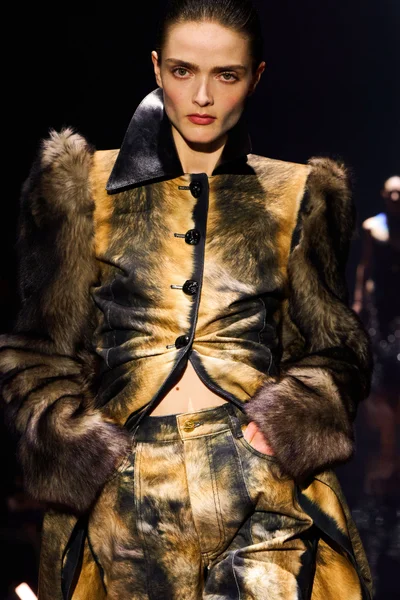 Look 103